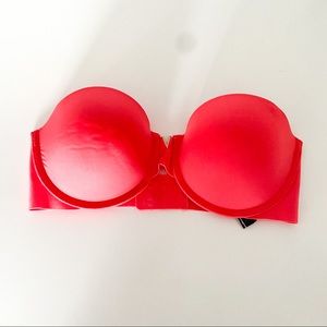 VICTORIA SECRET STRAPLESS BRA